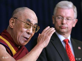 Dalai Lama and Hesse Premier Roland Koch